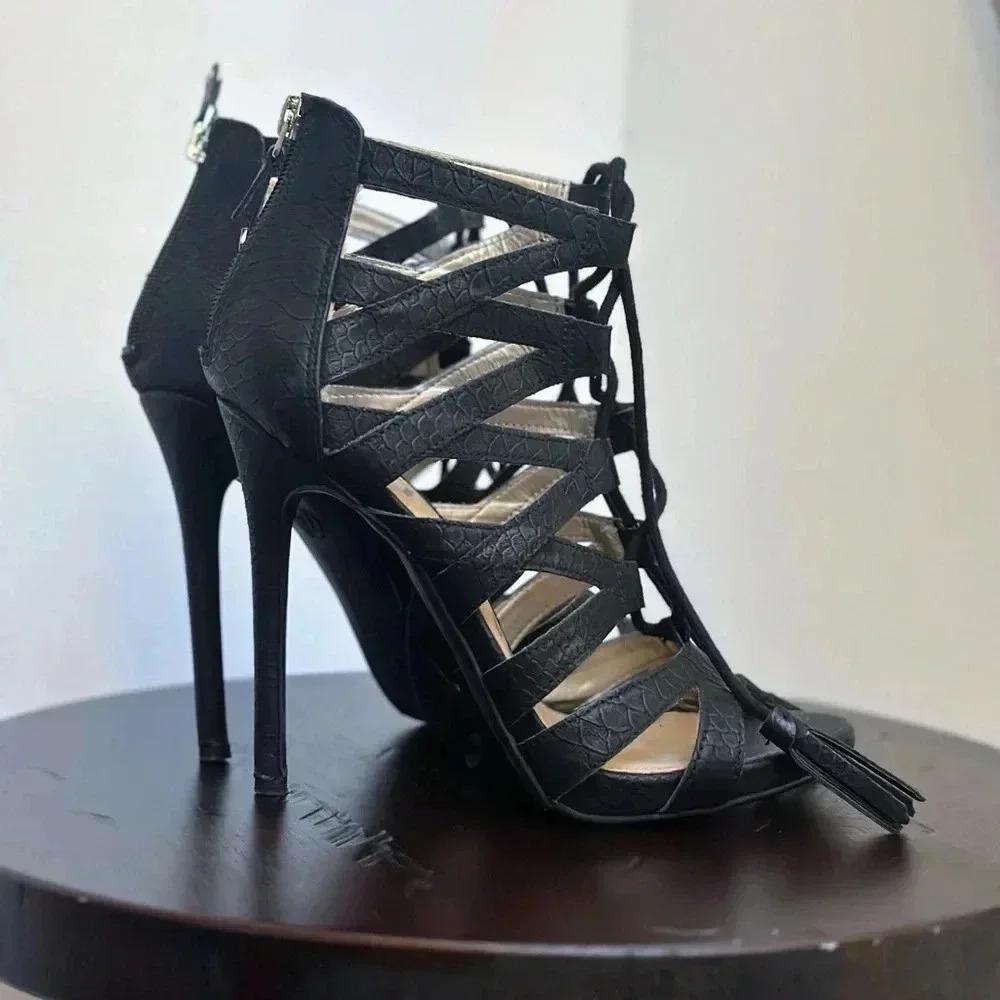 Sam & Libby Cheri Black Strappy Lace Up Stiletto Heels Women’s Size 7.5